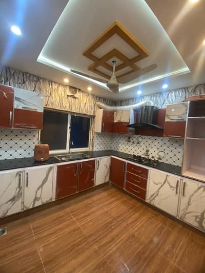 10 Marla Ground Portion Available For Rent Near Park Musjid Or Commercial