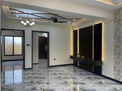 10 Marla Upper Portion Available For Rent Bahria Town Phase 8
