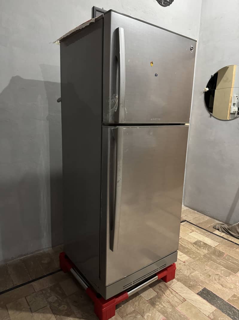 PEL Refrigrator 0