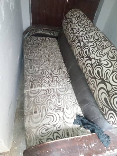 3 seater sofa