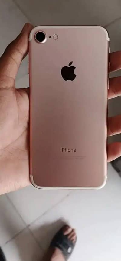 Apple iPhone 7