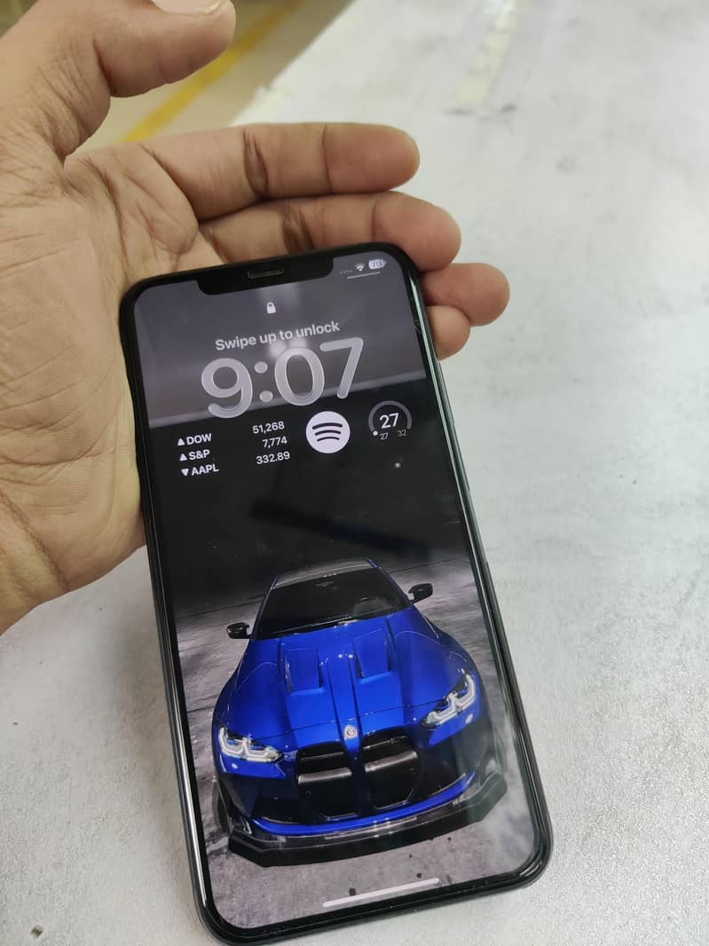 Apple iPhone 11 Pro Max 4