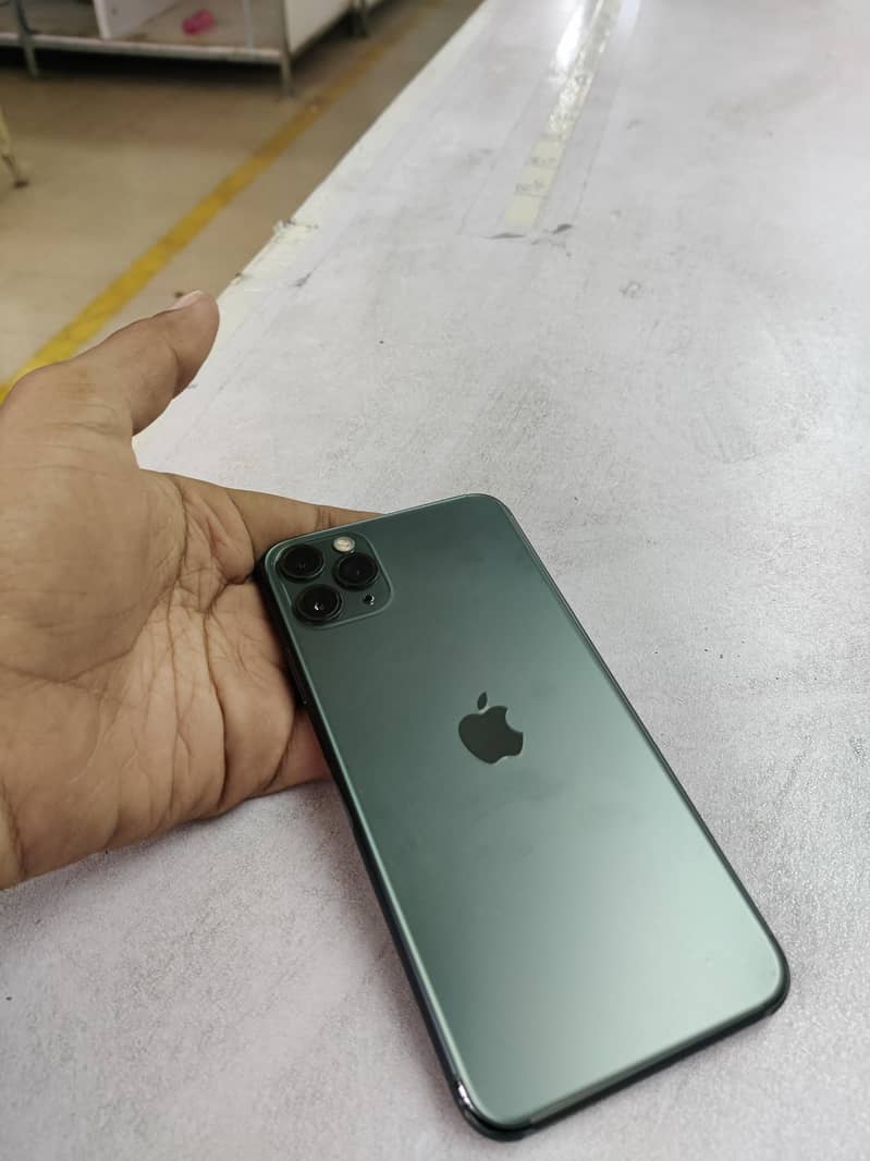 Apple iPhone 11 Pro Max 5