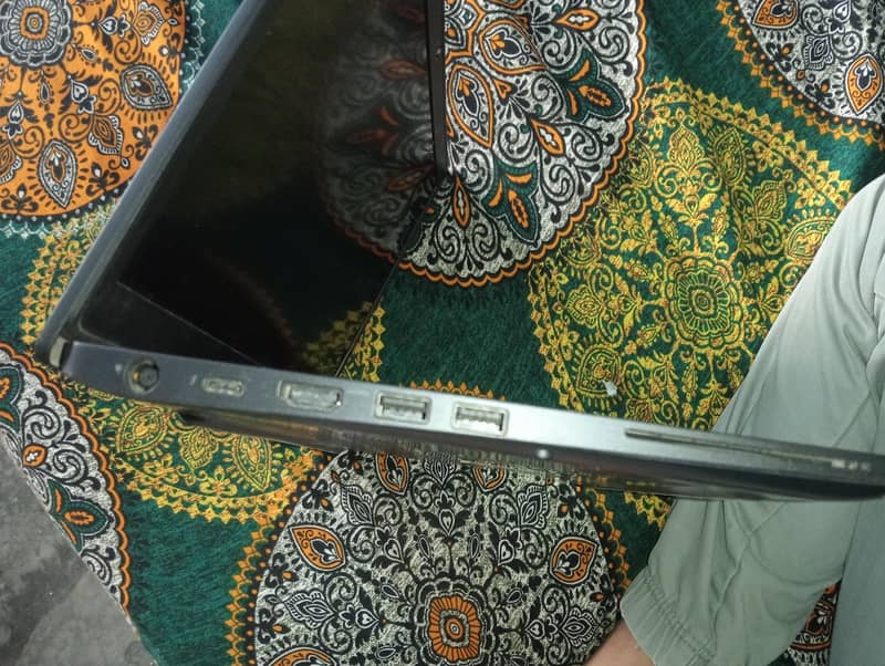 DEll laptop 0