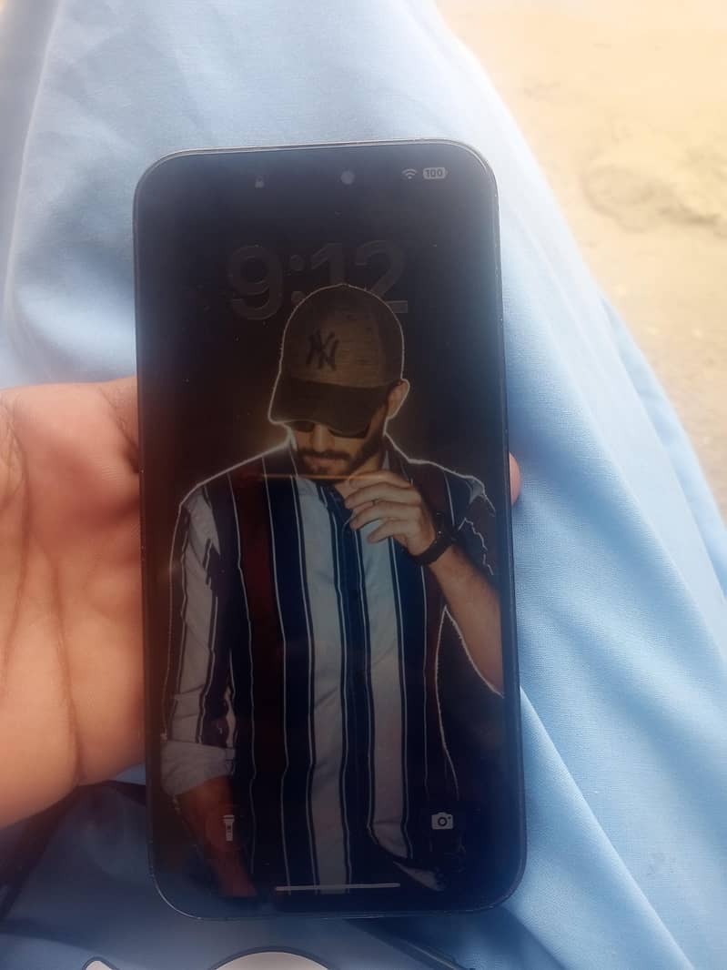iphone 14 pro max 4