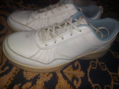 Skechers Shoes for Sale – Original & Good Condition