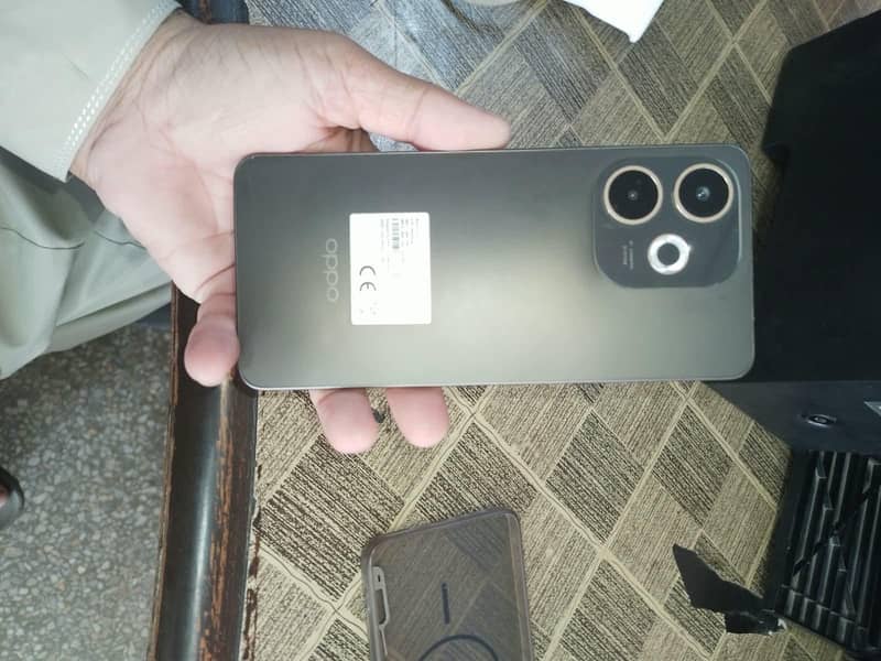 OPPO A5 Pro 1