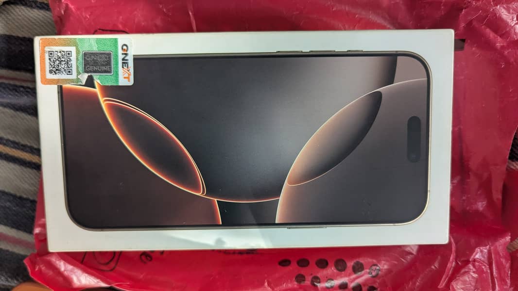 Apple iPhone 16 Pro Max 0