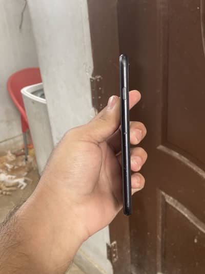 Apple iPhone SE