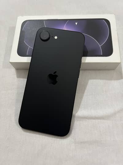 Apple iPhone 17e