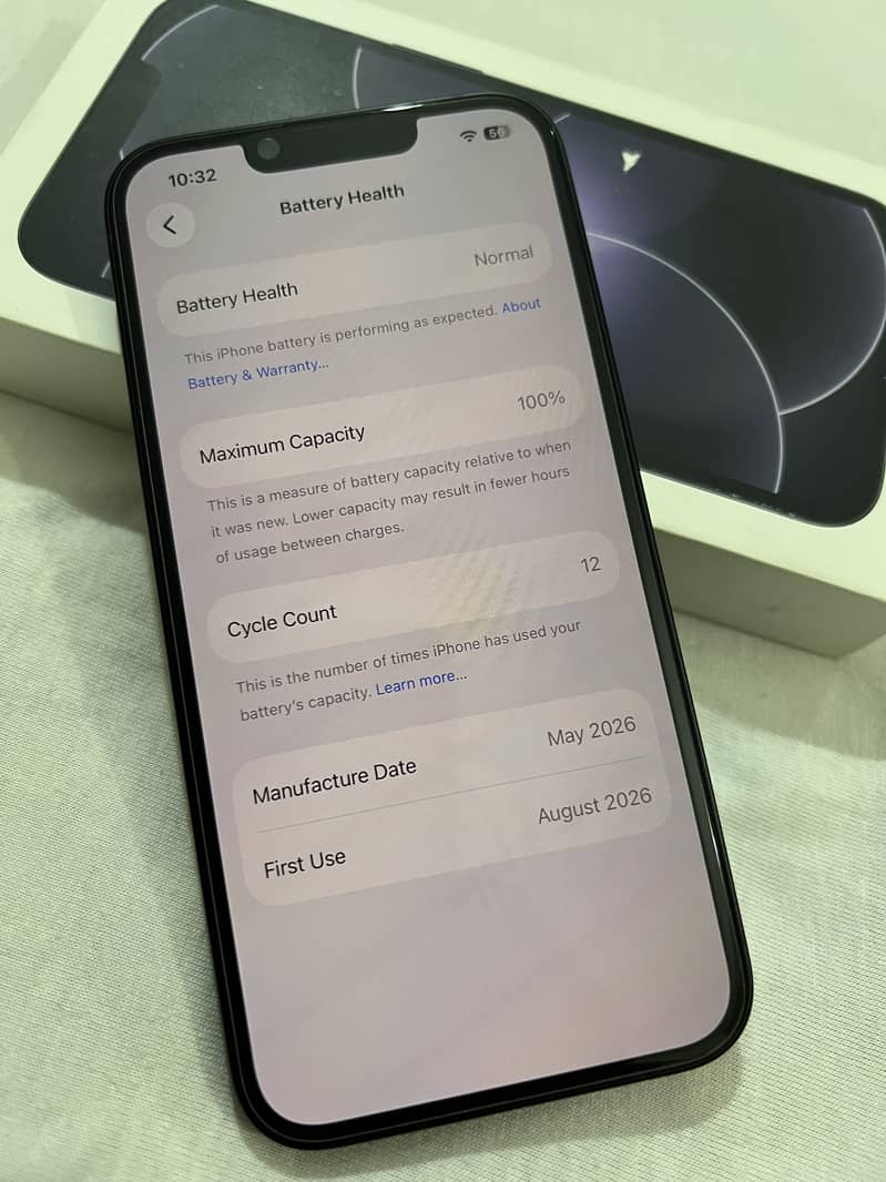 Apple iPhone 17e 3