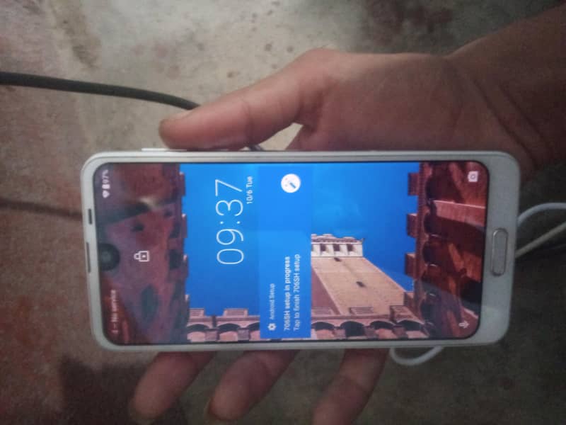 Sharp Aquos R2 2