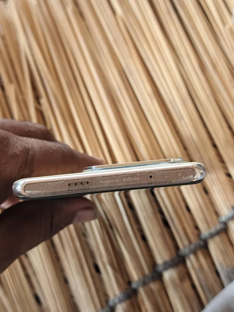 Infinix Zero 30 2