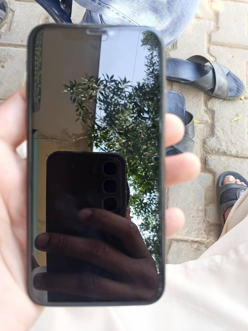 Apple iPhone X 5