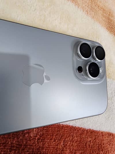 Apple iPhone 15 Pro Max