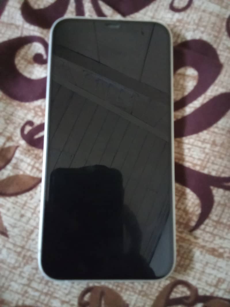 Apple iPhone 12 4