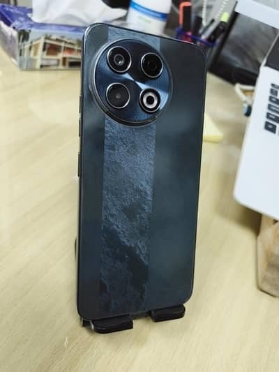 Tecno Spark 30 Pro (Black)