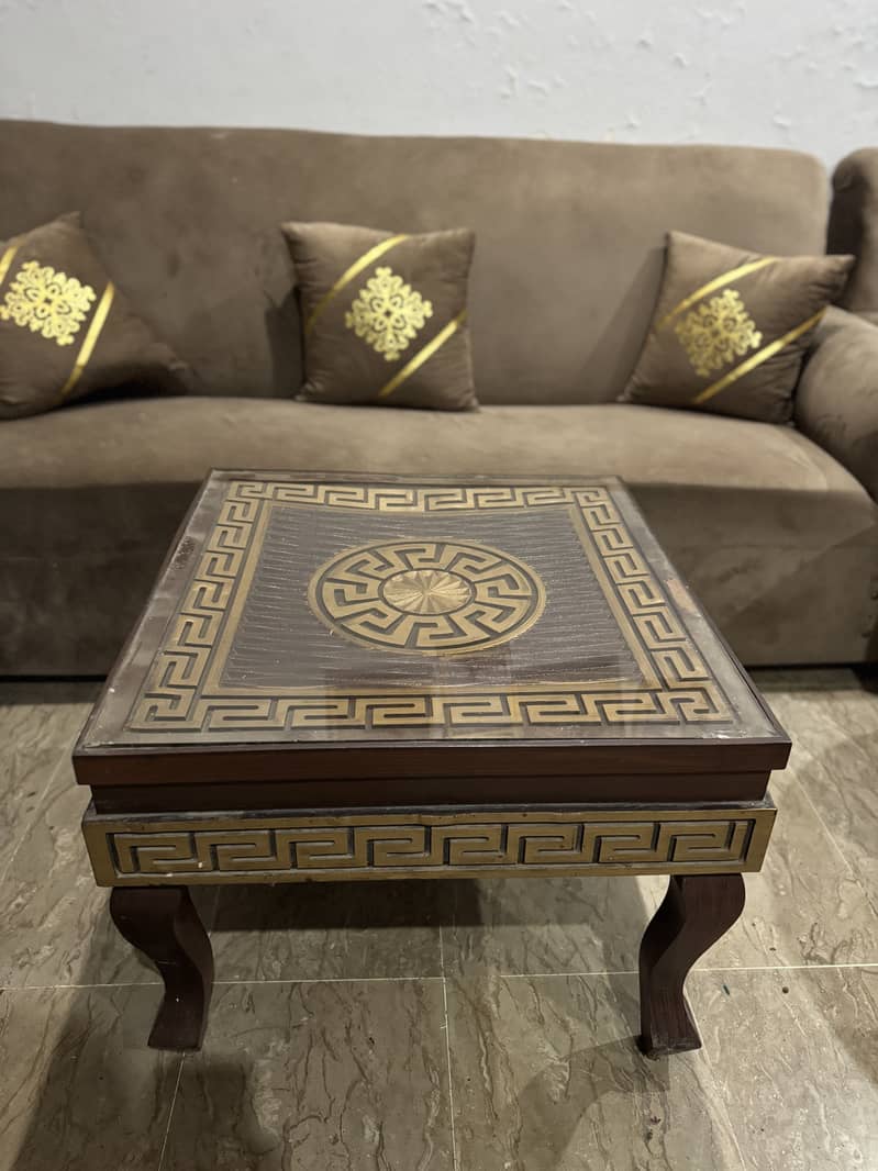 Centre table 2000 only 1