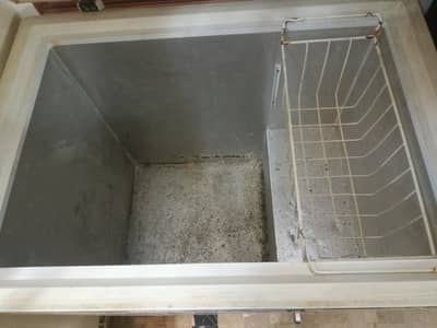 Dawlance Freezers