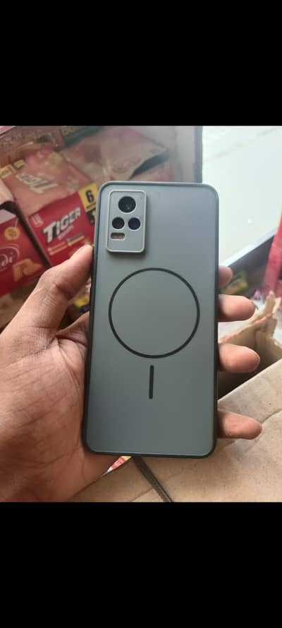 Vivo V20