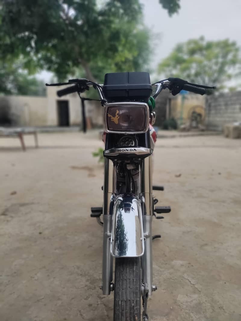 CG 125 2