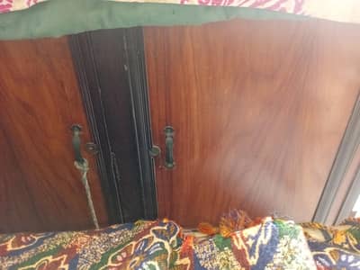 Iron stand bilkul new condition saf