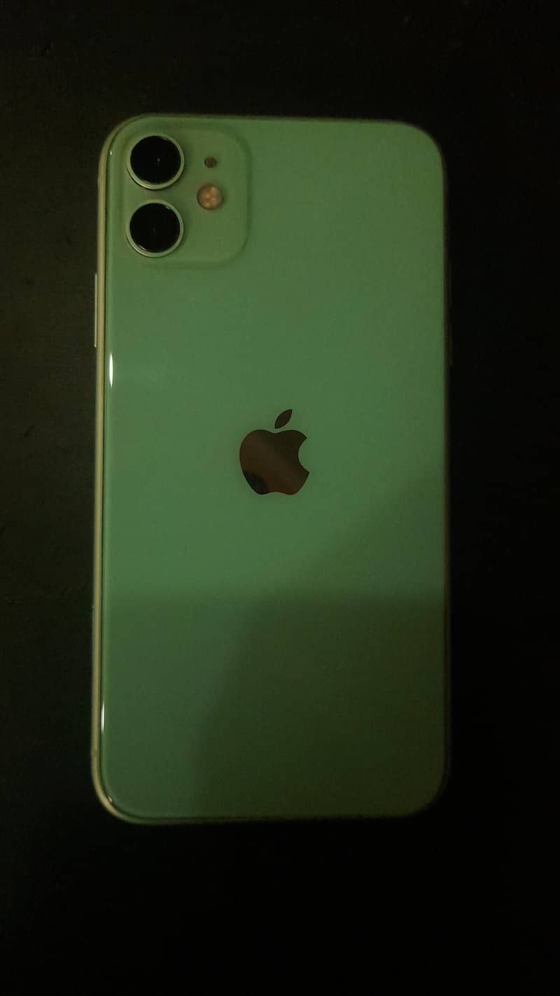 Apple iPhone 11 8