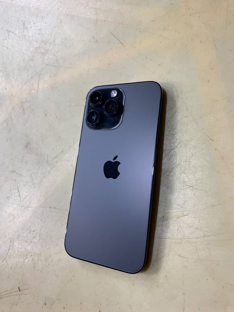 Apple iPhone 14 Pro Max 0