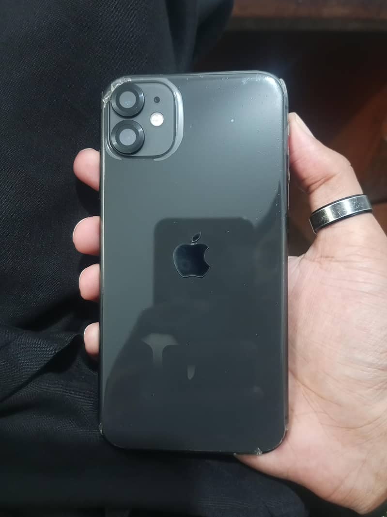 Apple iPhone 11 0