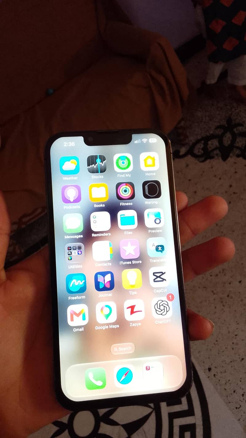 Apple iPhone 13 Pro 3