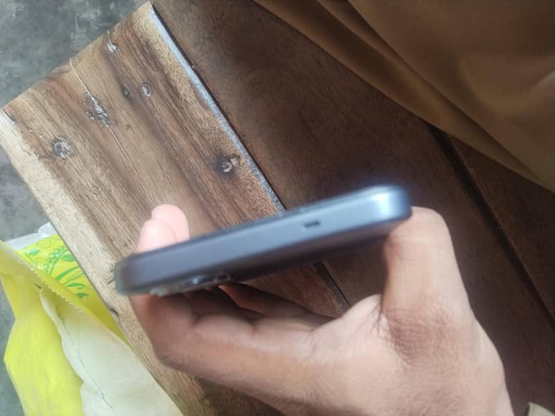 Tecno Spark Go2 4
