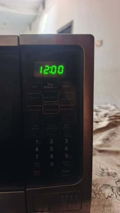Microwave oven