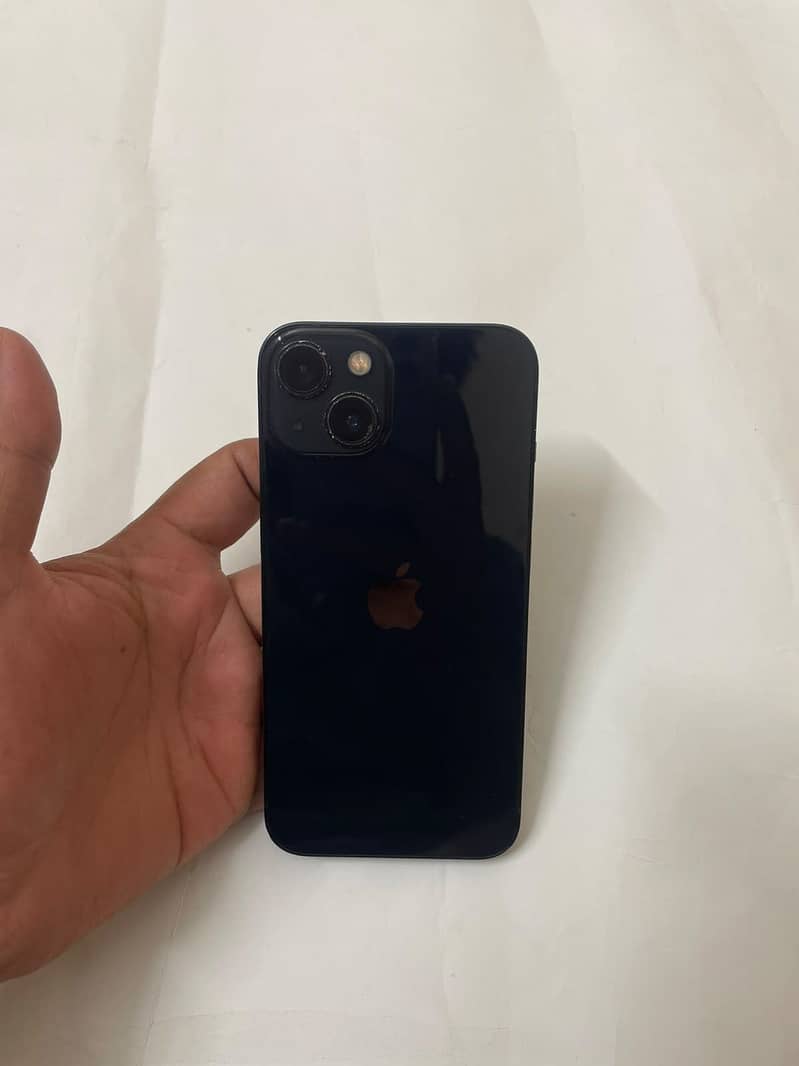 Apple iPhone 13 2