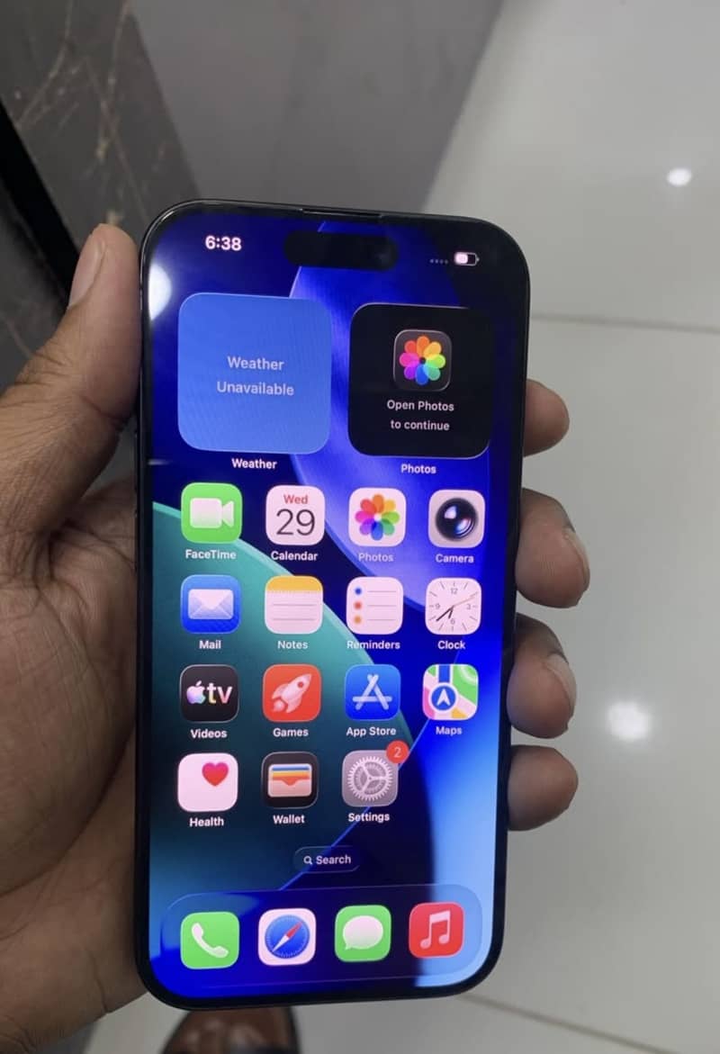 Apple iPhone 15 Pro 1