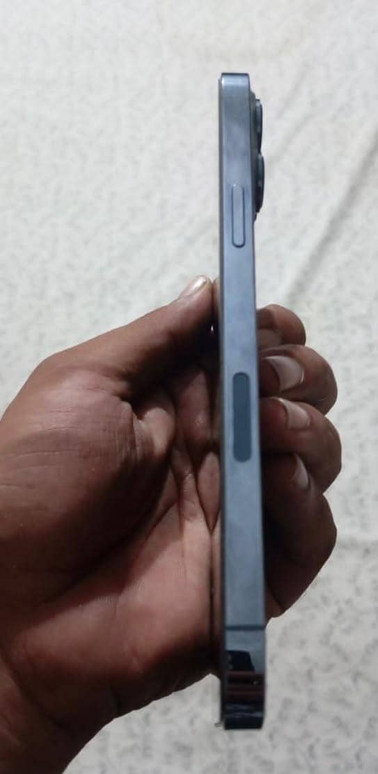 Apple iPhone 13 Pro Max 1
