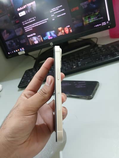 Apple iPhone 14 jv