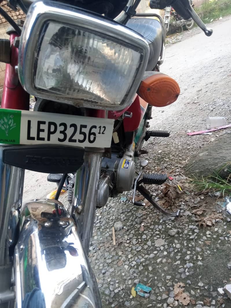 HOnda CD-70 2012 Model 4