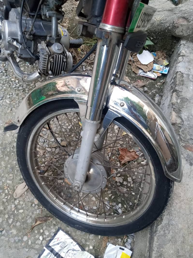 HOnda CD-70 2012 Model 6