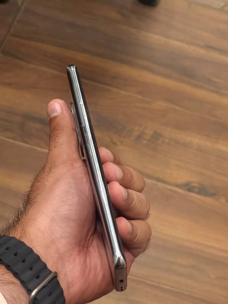 One Plus 9 Pro 5G 1