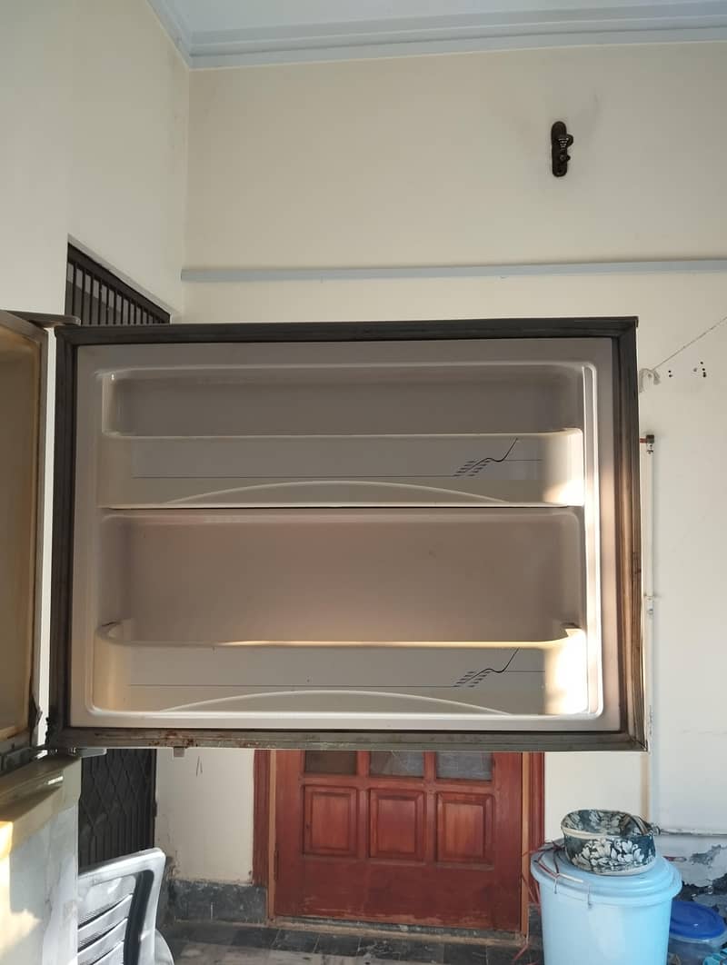 refrigerator 1