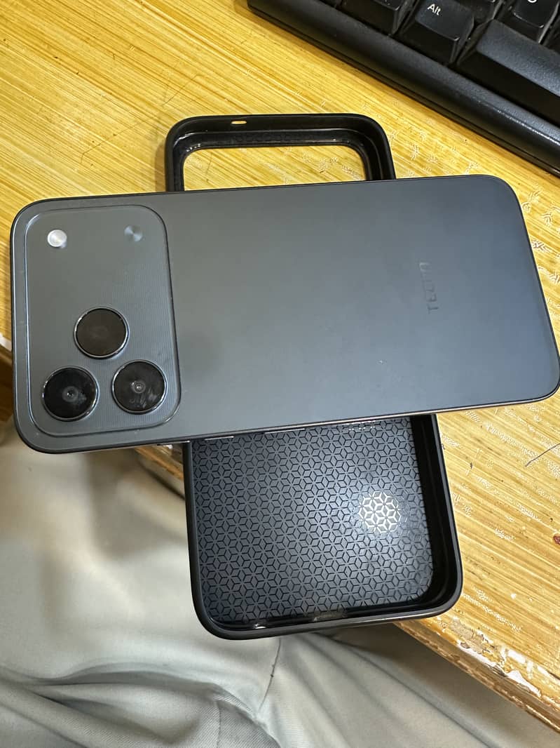 Tecno spark 50 1