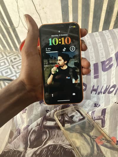 Apple iPhone XR