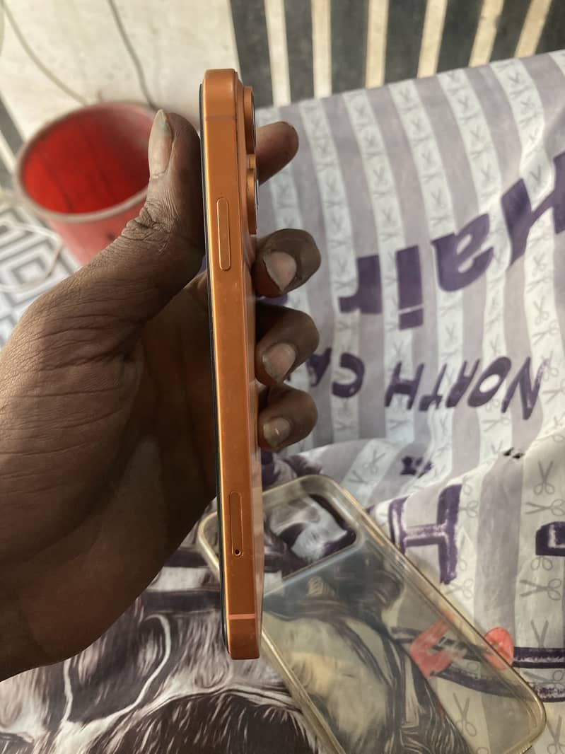 Apple iPhone XR 1