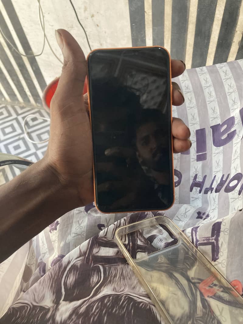Apple iPhone XR 3