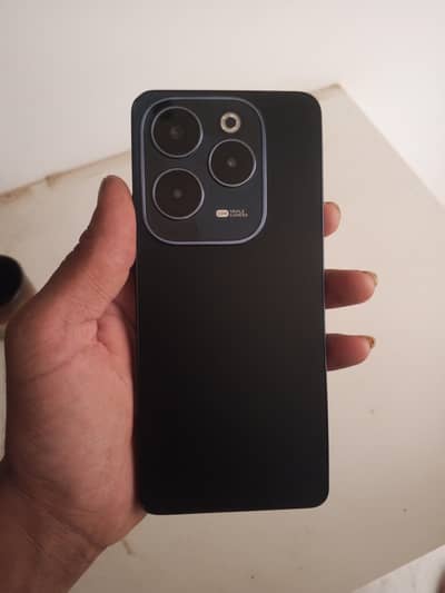 Infinix Hot 40
