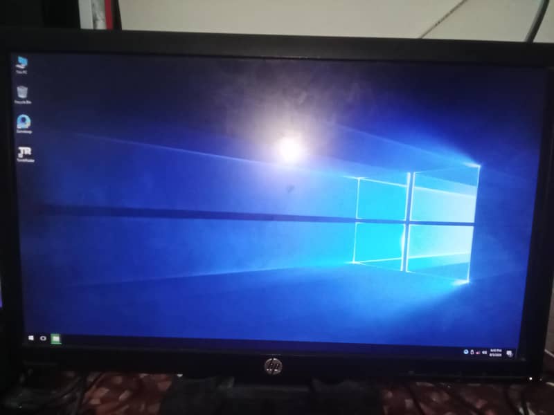 HP LCD 22inch 1