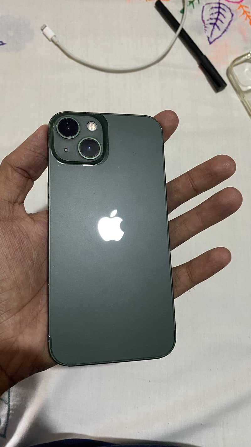 Apple iPhone 13 0