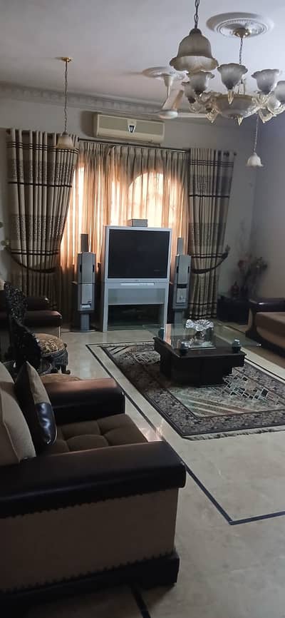 House Of 300 Square Yards Is Available For sale In Gulshan-e-Iqbal - Block 4