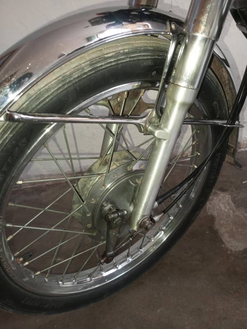 Thora kam hai engine main 6