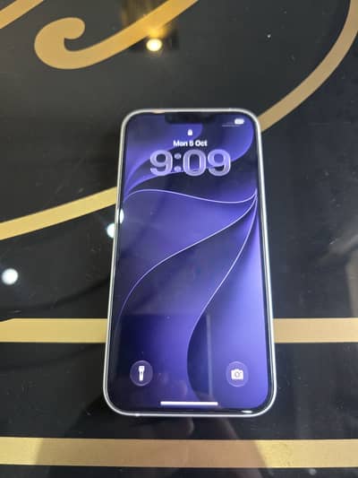 iPhone 13 | White | 128GB PTA Approved | Dual Physical 93% Battery